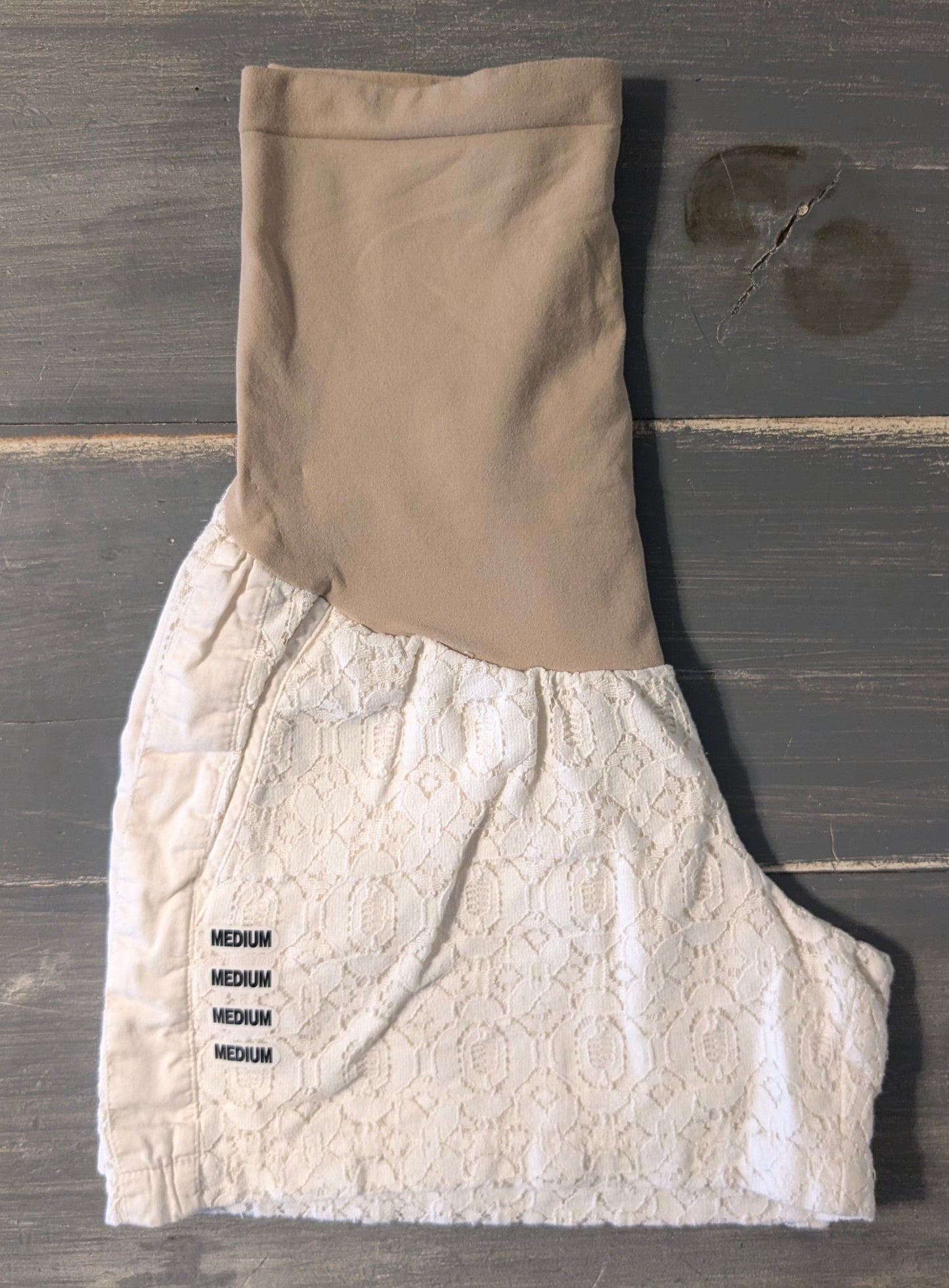 Lace casual full panel 4" shorts w/ pockets, Ivory