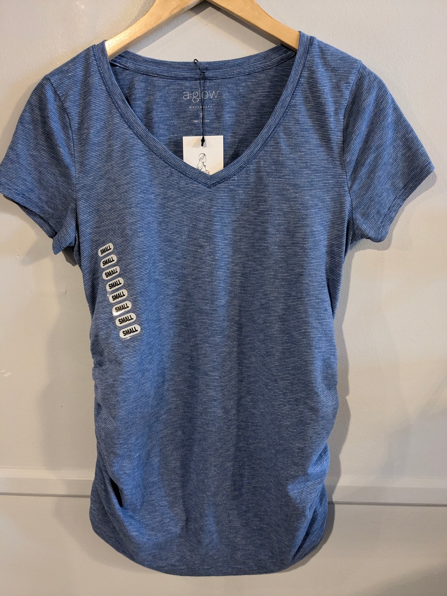 Essential fitted v-neck SS tee, Multi
