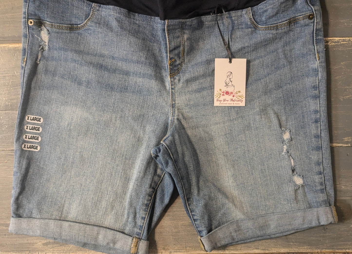 Convertible panel 8" cuffed denim shorts, Medium wash
