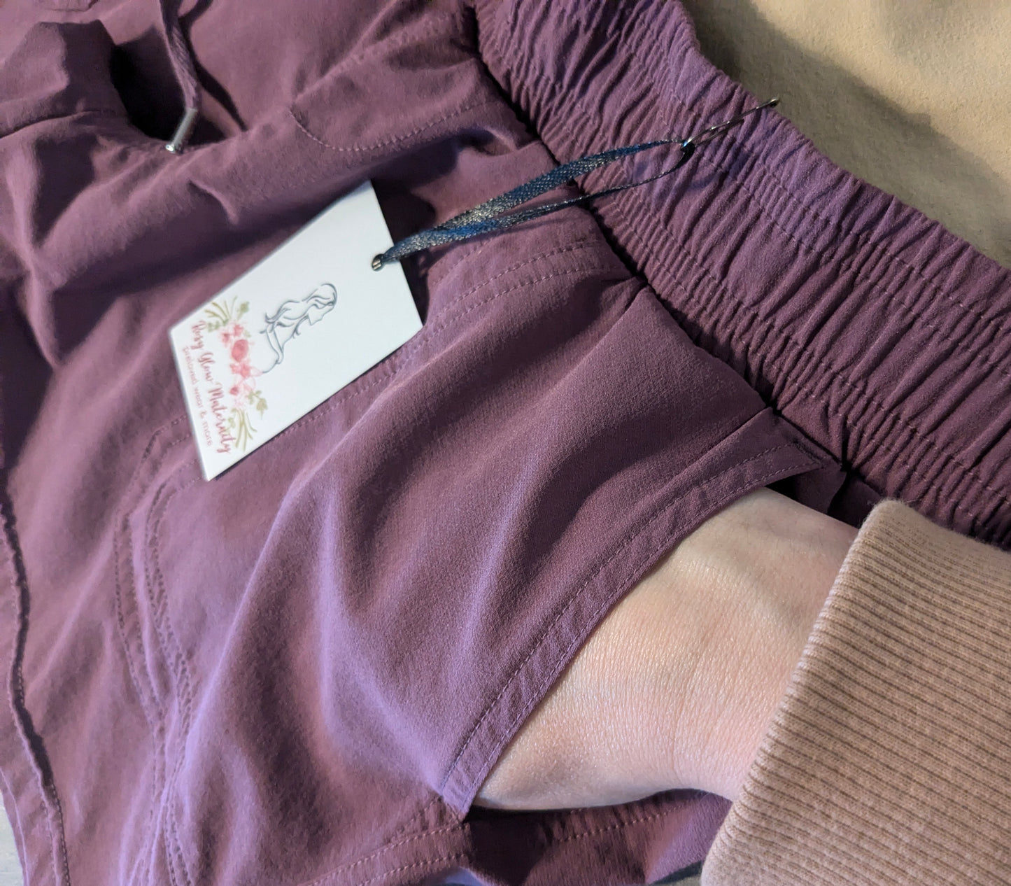 True panel 5" active pocket shorts, Multi