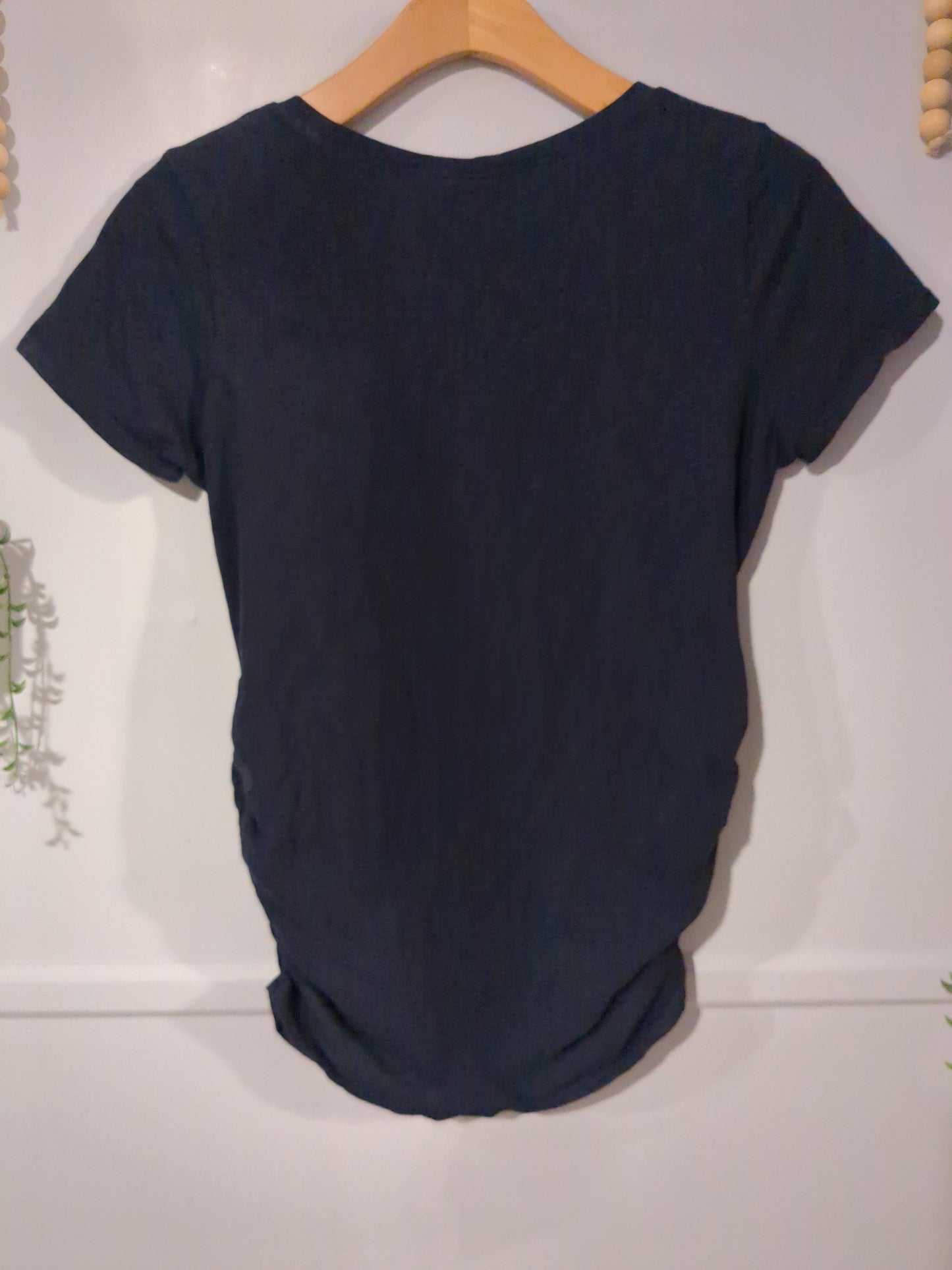 'all you need is LOVE' fitted graphic SS tee, Navy