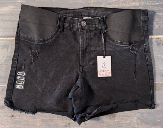 Side panels raw cuffed hem 5" denim shorts, Black wash
