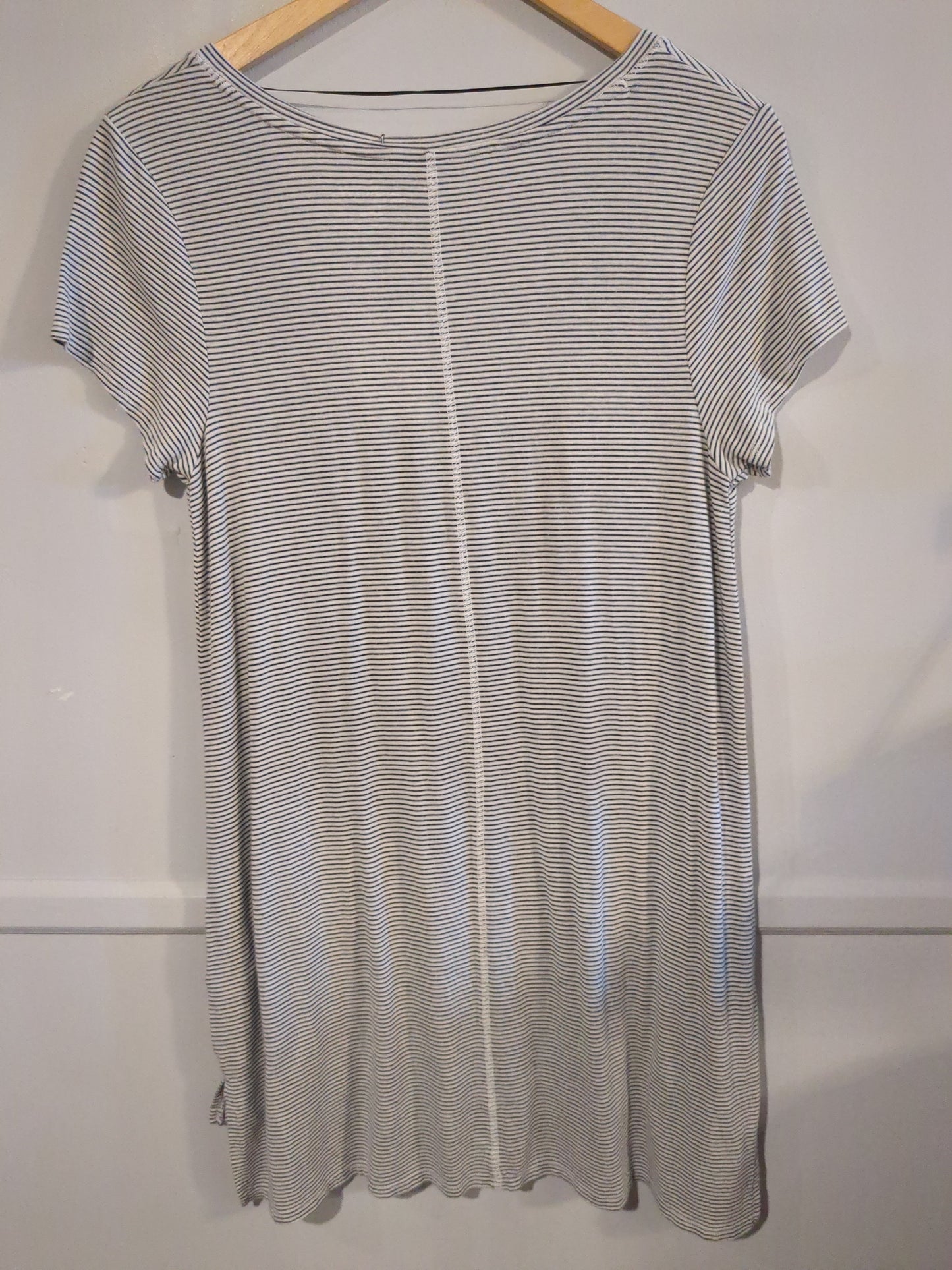 'BABY love' graphic SS tee, White stripes