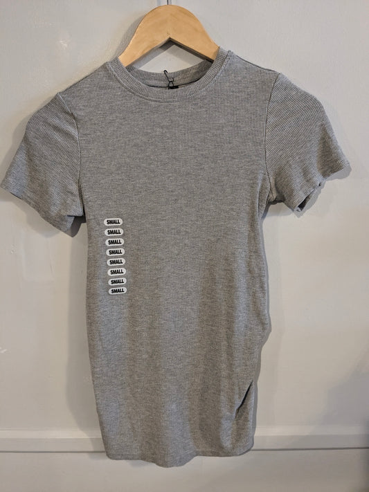 Crew neck fitted ribbed knit SS tee, Grey