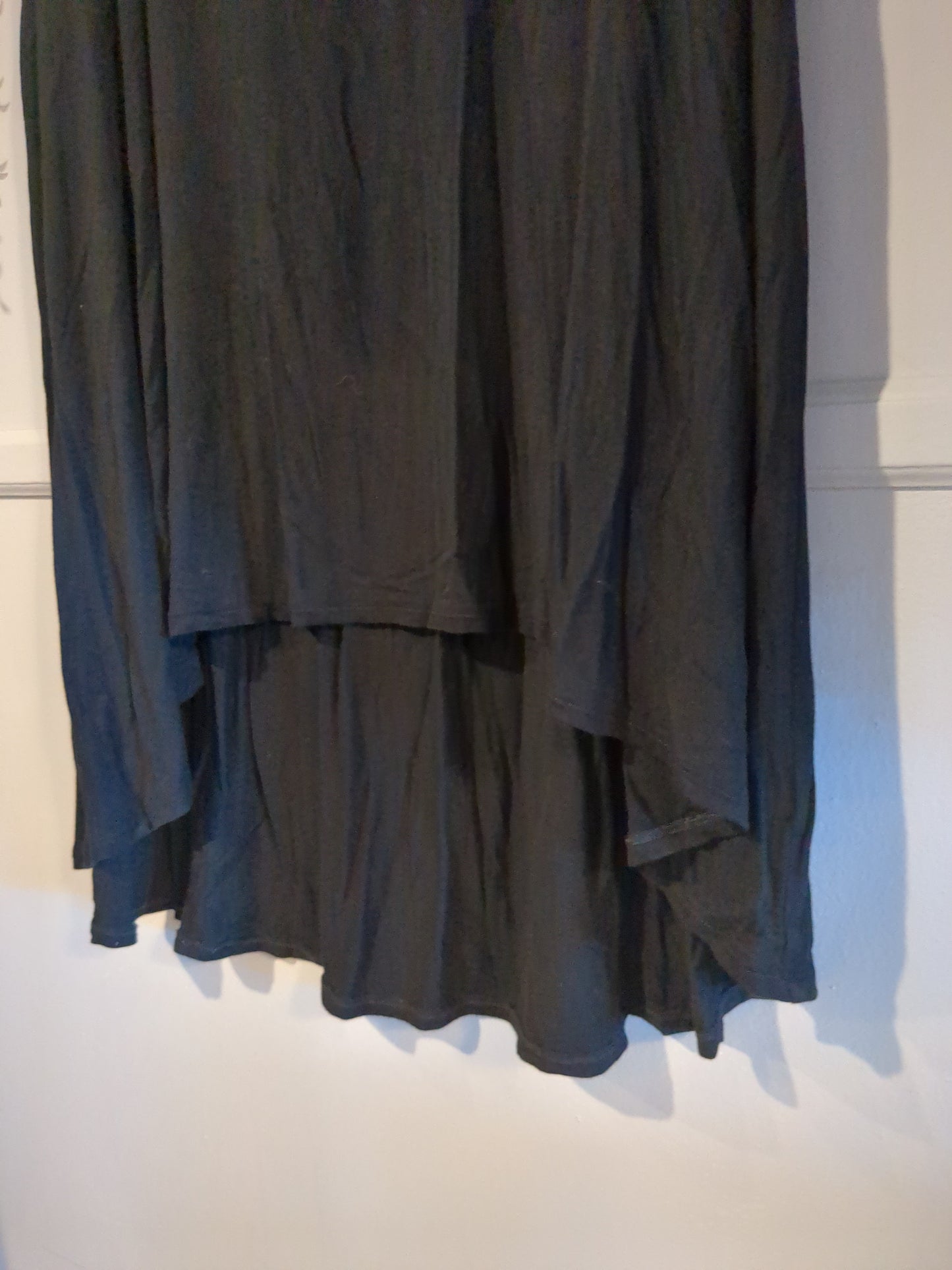 Mid panel hi-low hem midi skirt, Black