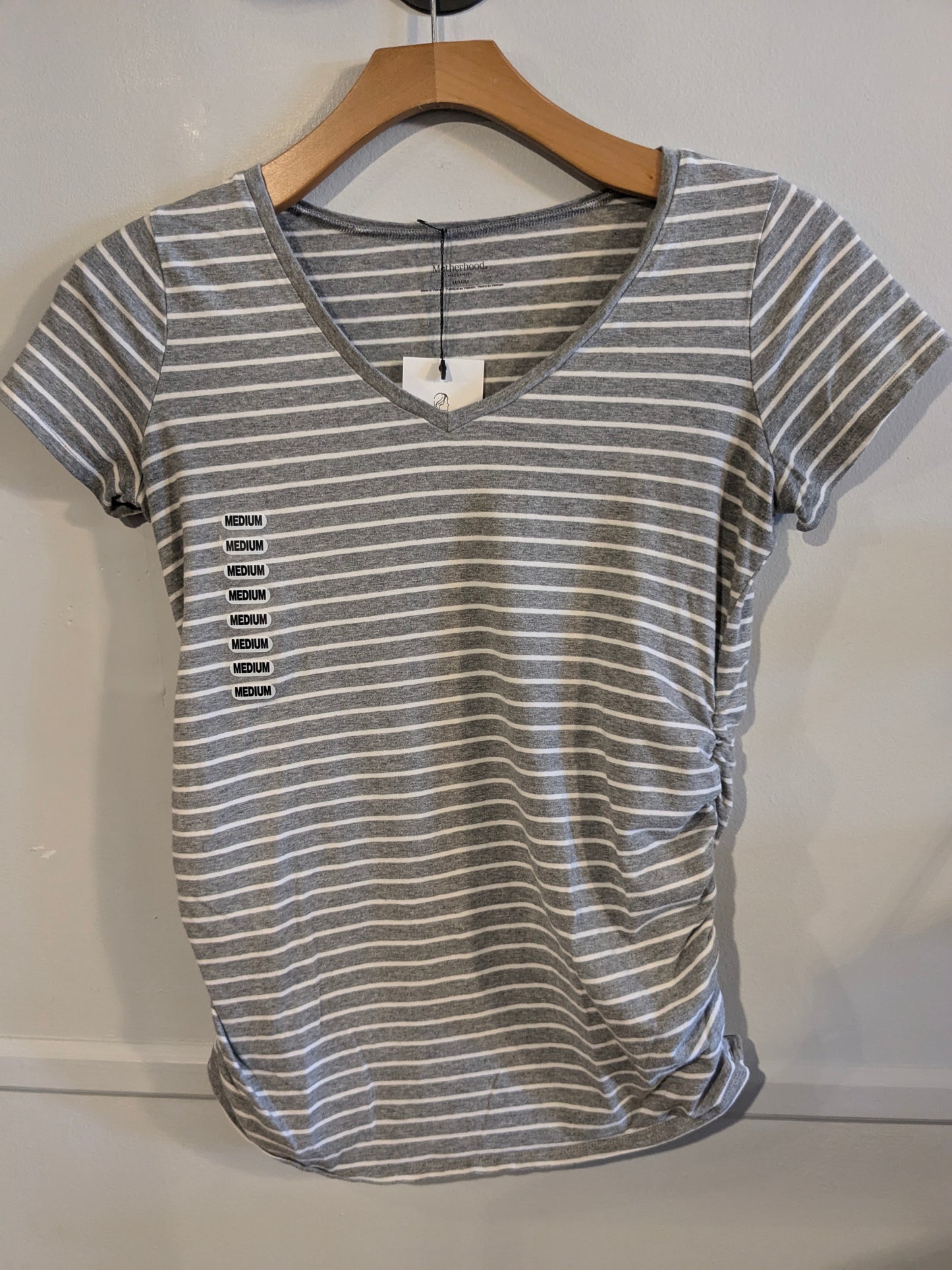 Essential fitted v-neck SS tee, Multi