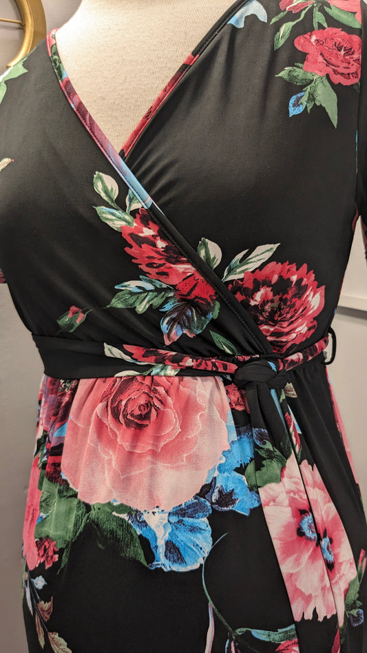 Moody Spring Mini Flowers in Black