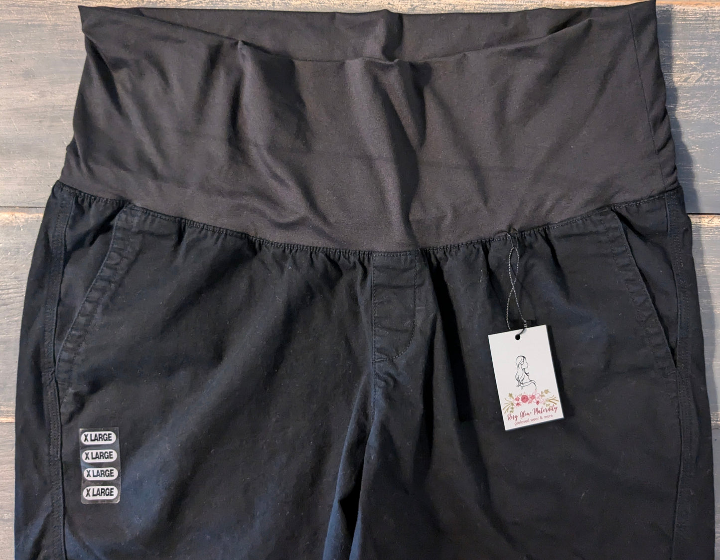 Mid panel casual 6.5" pocket shorts, Black