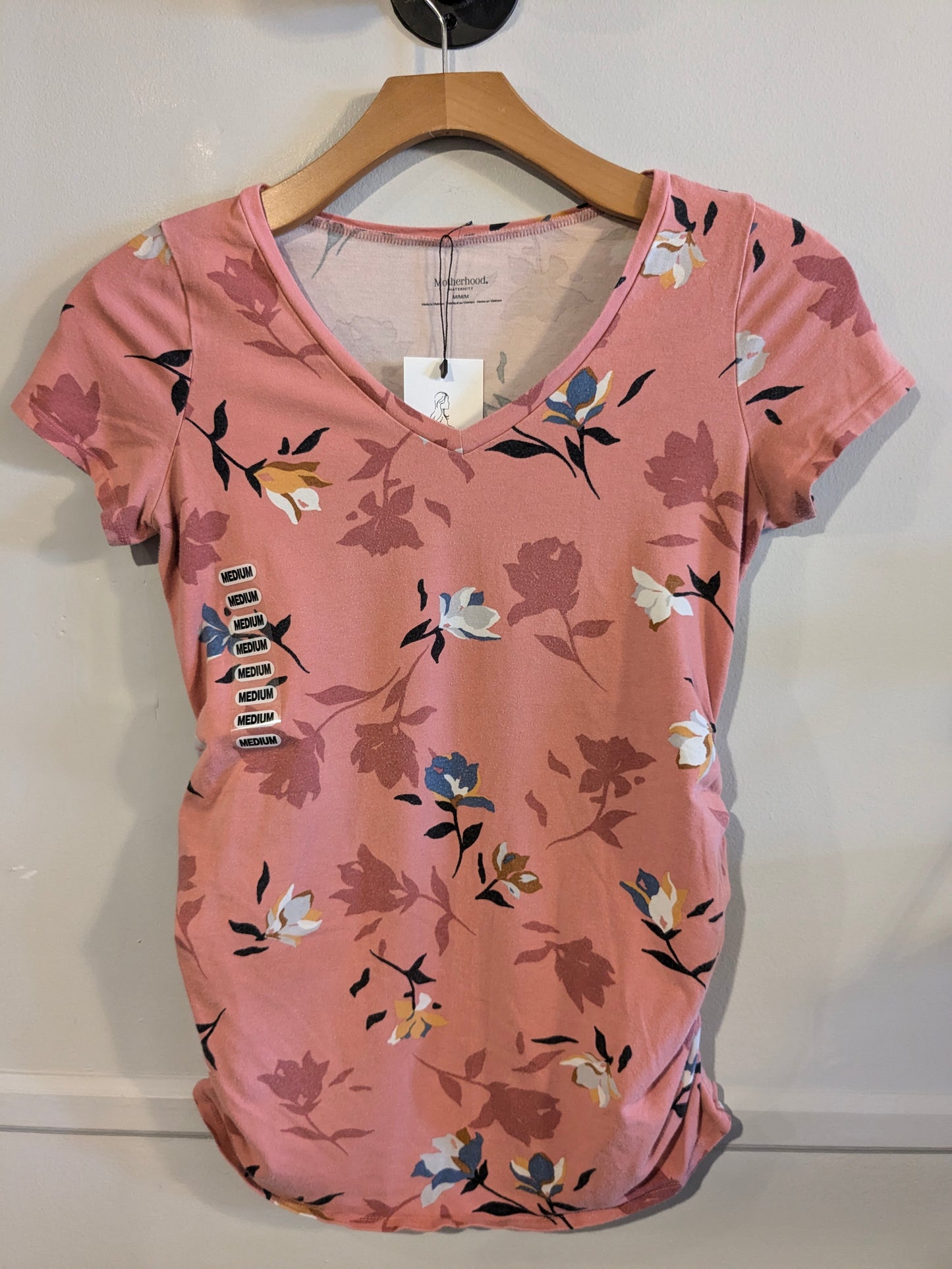 Essential fitted v-neck SS tee, Multi