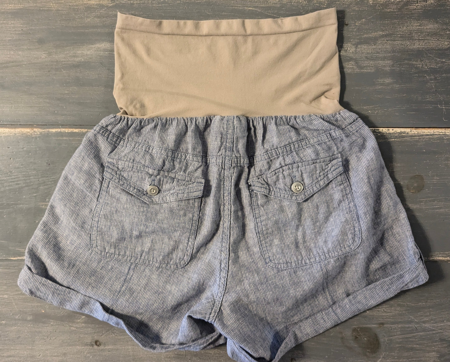 Full panel 3.5” cuffed hem linen shorts, Blue stripes