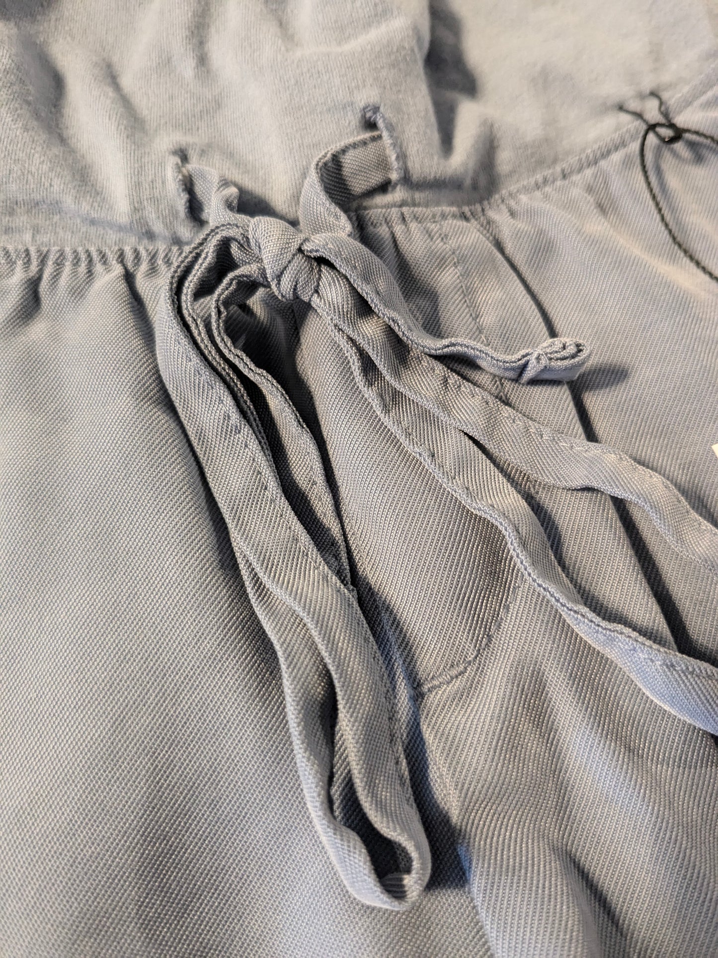 Mid panel 5" casual shorts w/ pockets, Dusty blue