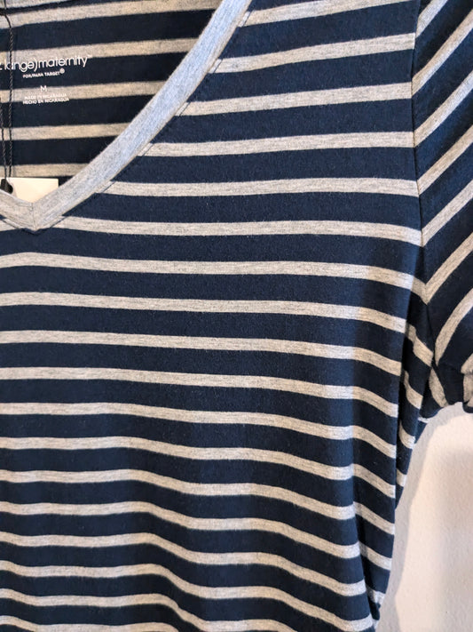 Essential fitted v-neck SS tee, Navy stripes