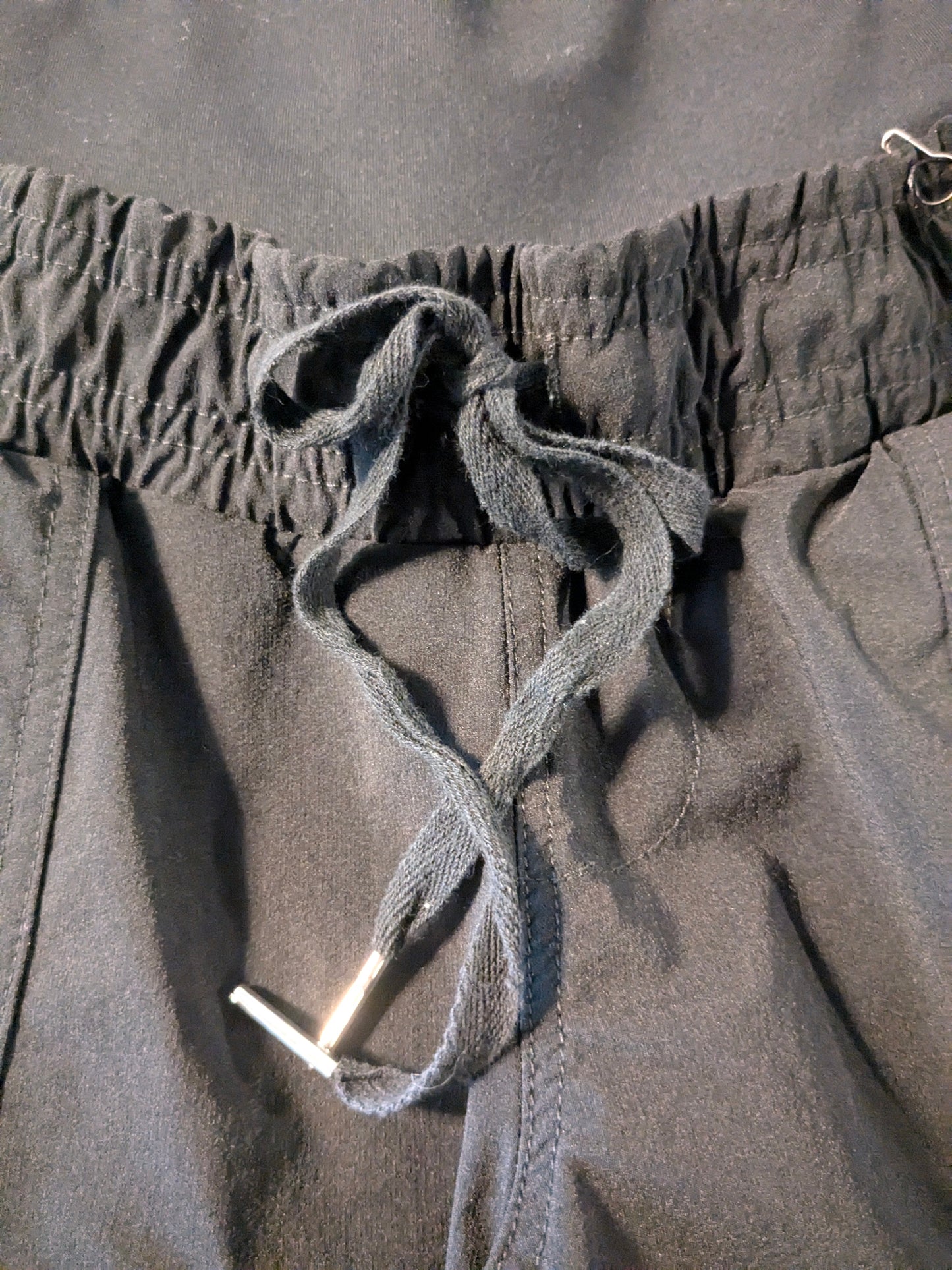 True panel 5" active pocket shorts, Multi