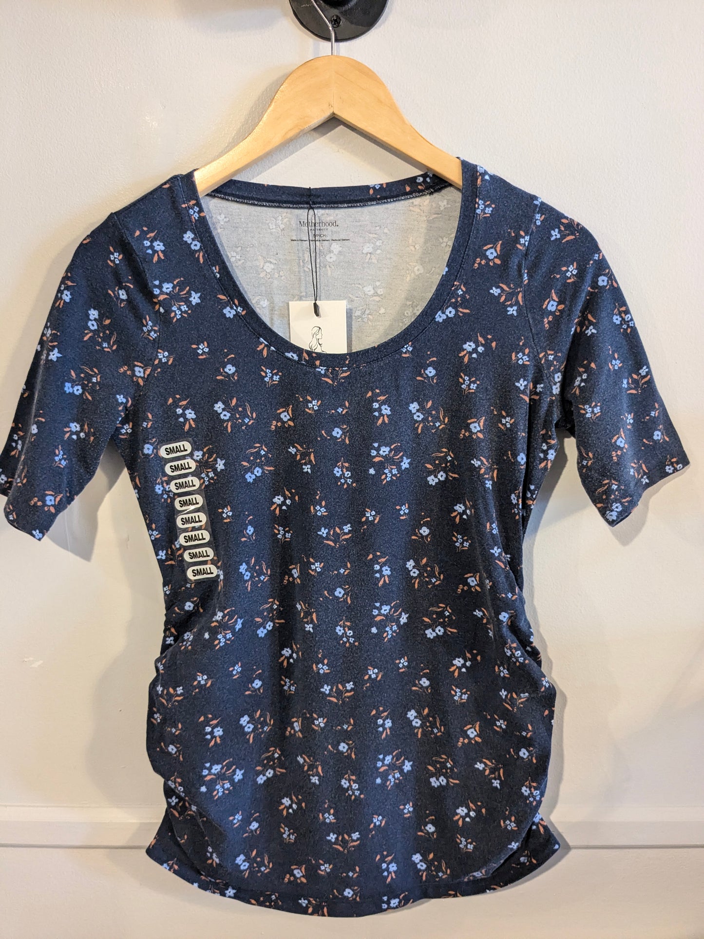 Essential fitted scoop neck SS tee, Multi
