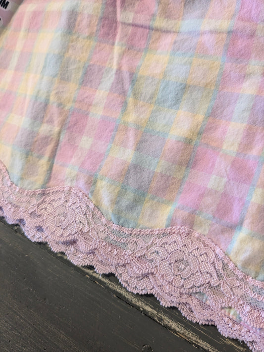 Cotton lace trim stretchy waist 3" lounge shorts, Pink plaid