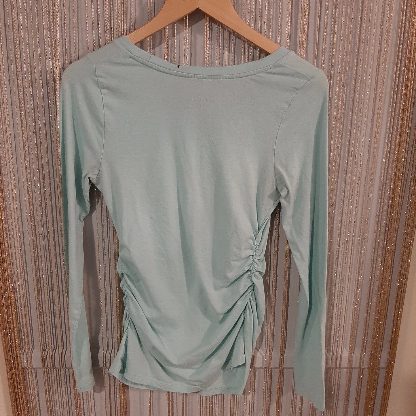 Essential fitted round neck LS tee, Sky blue