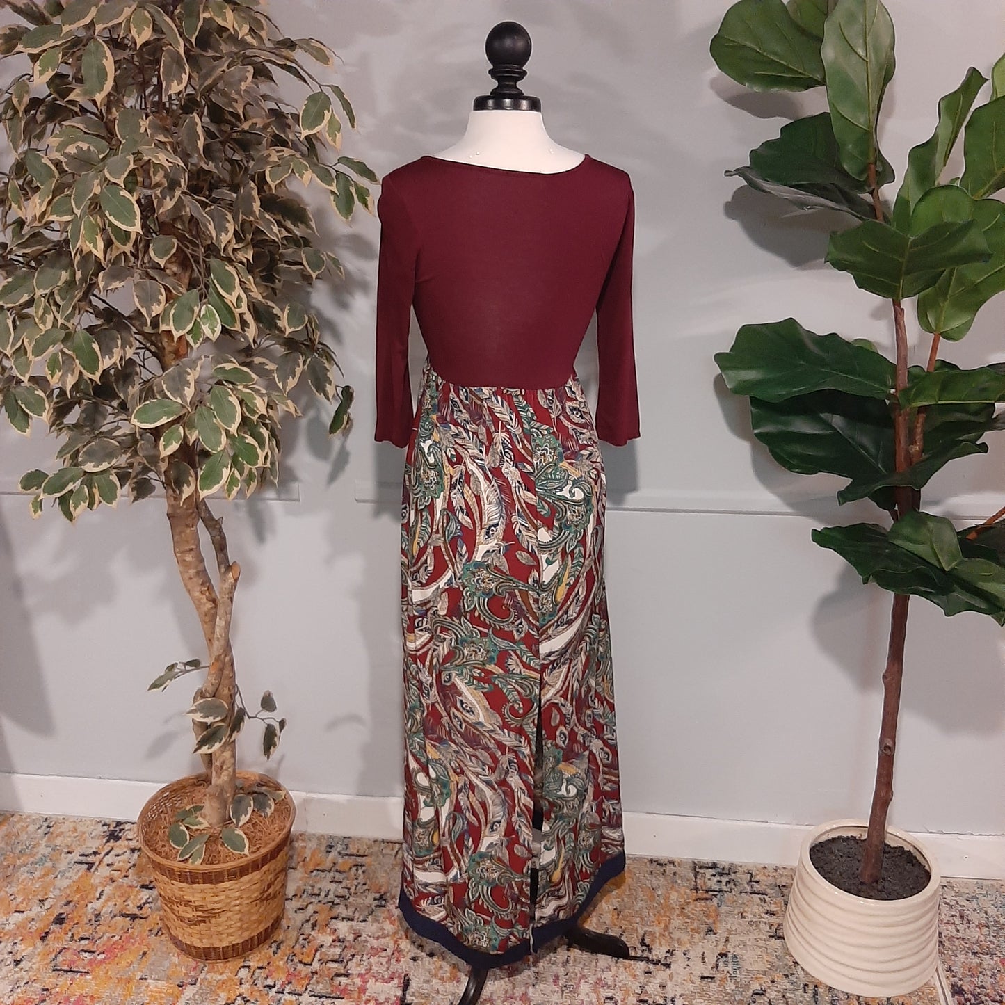 Red Wine Paisley Dream