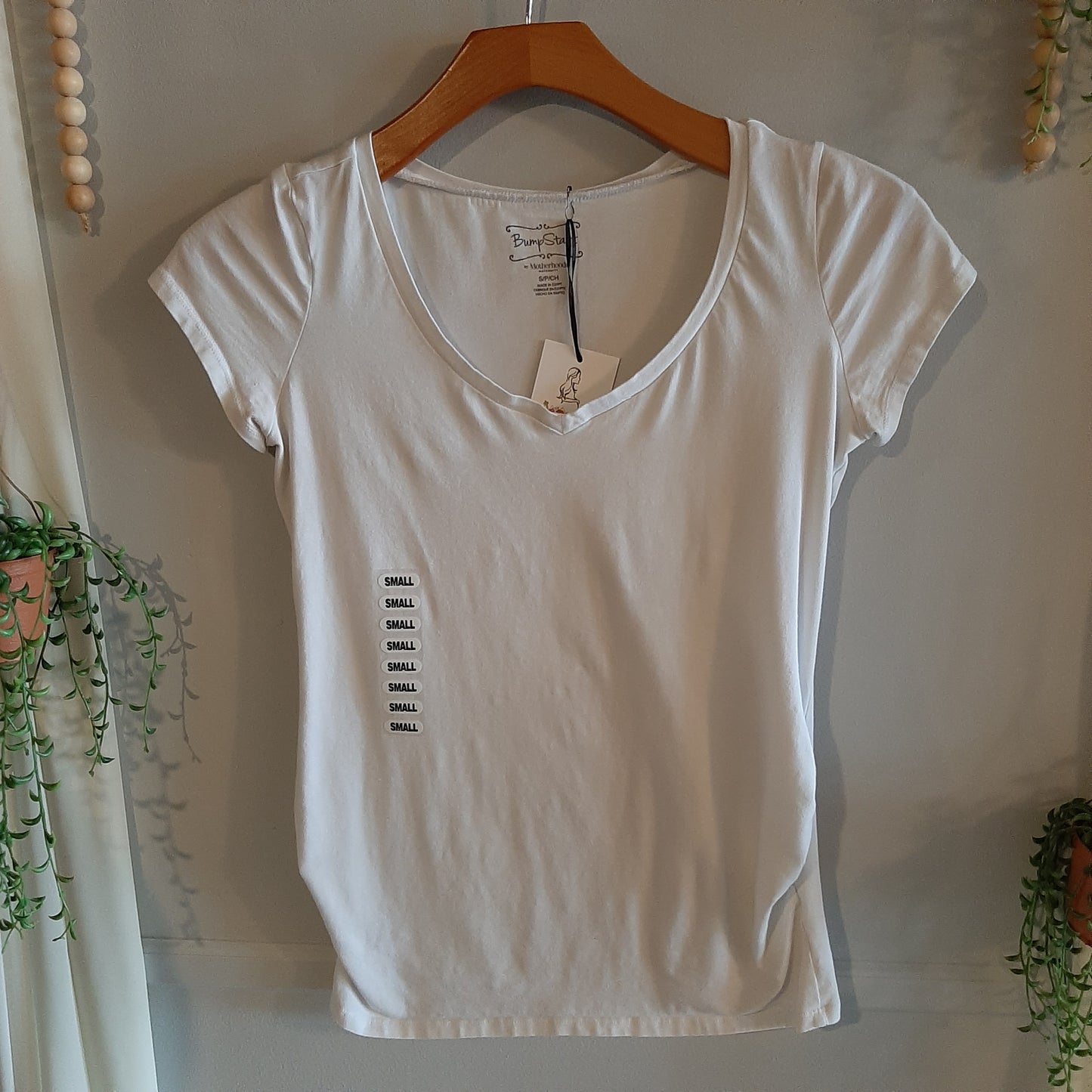 Classic v-neck SS tee, White