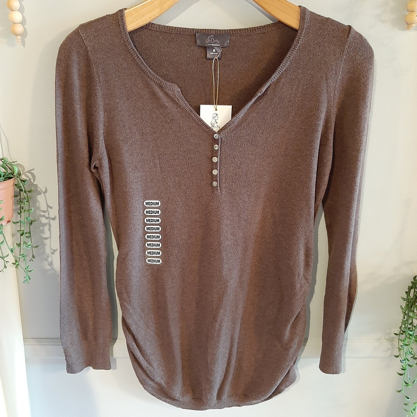 Classic fitted button LS sweater, Multi