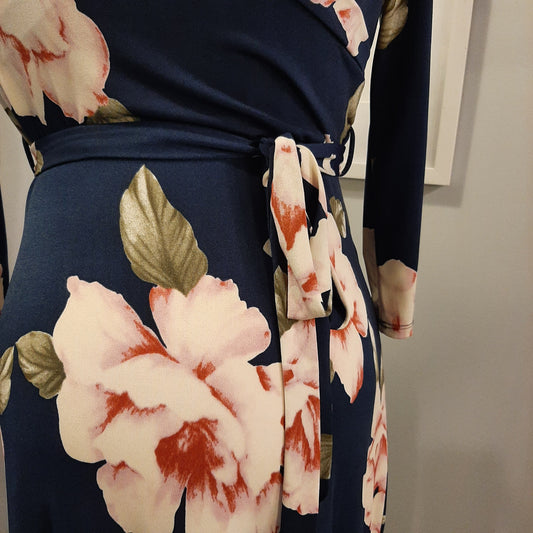 Blooming Beauty in Navy