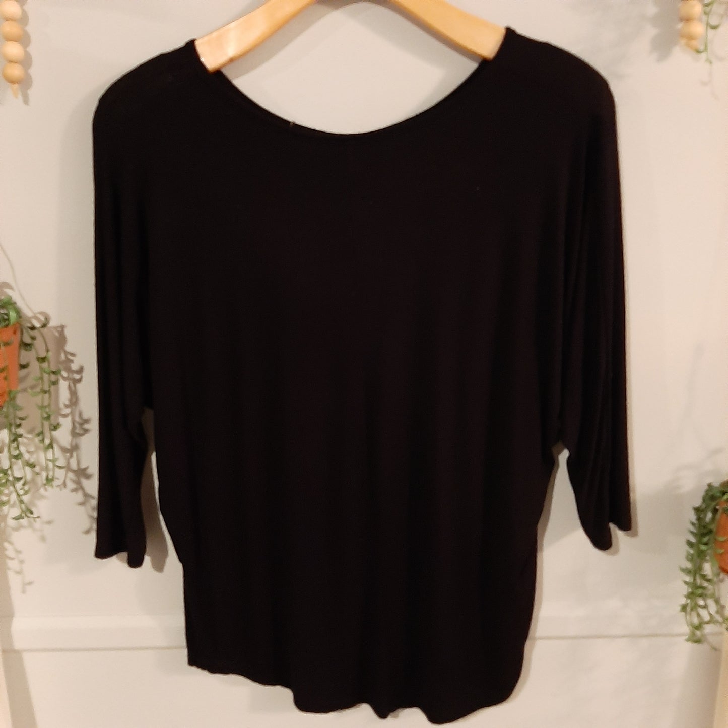 Sequins pocket round neck tee, Black