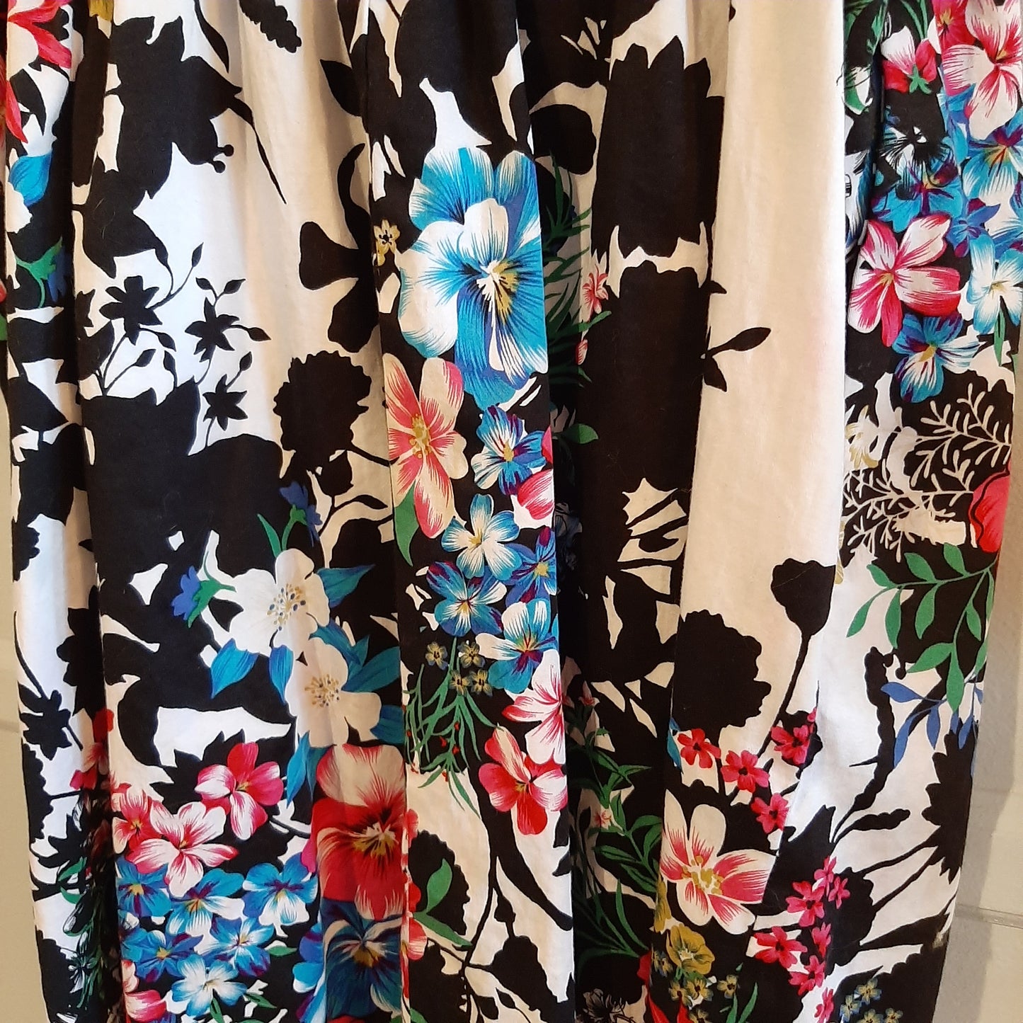 Floral A-line tank midi dress, Black