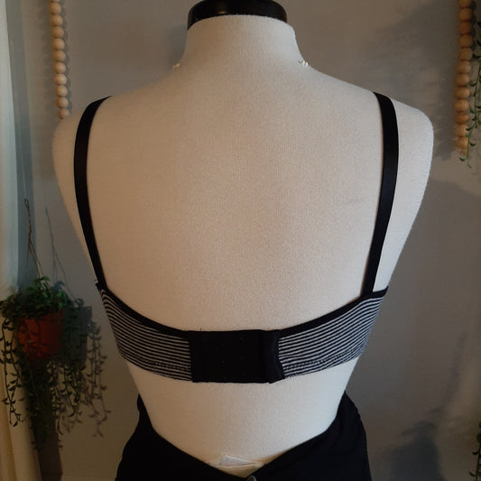 Clasp strap unlined nursing bralette, Multi