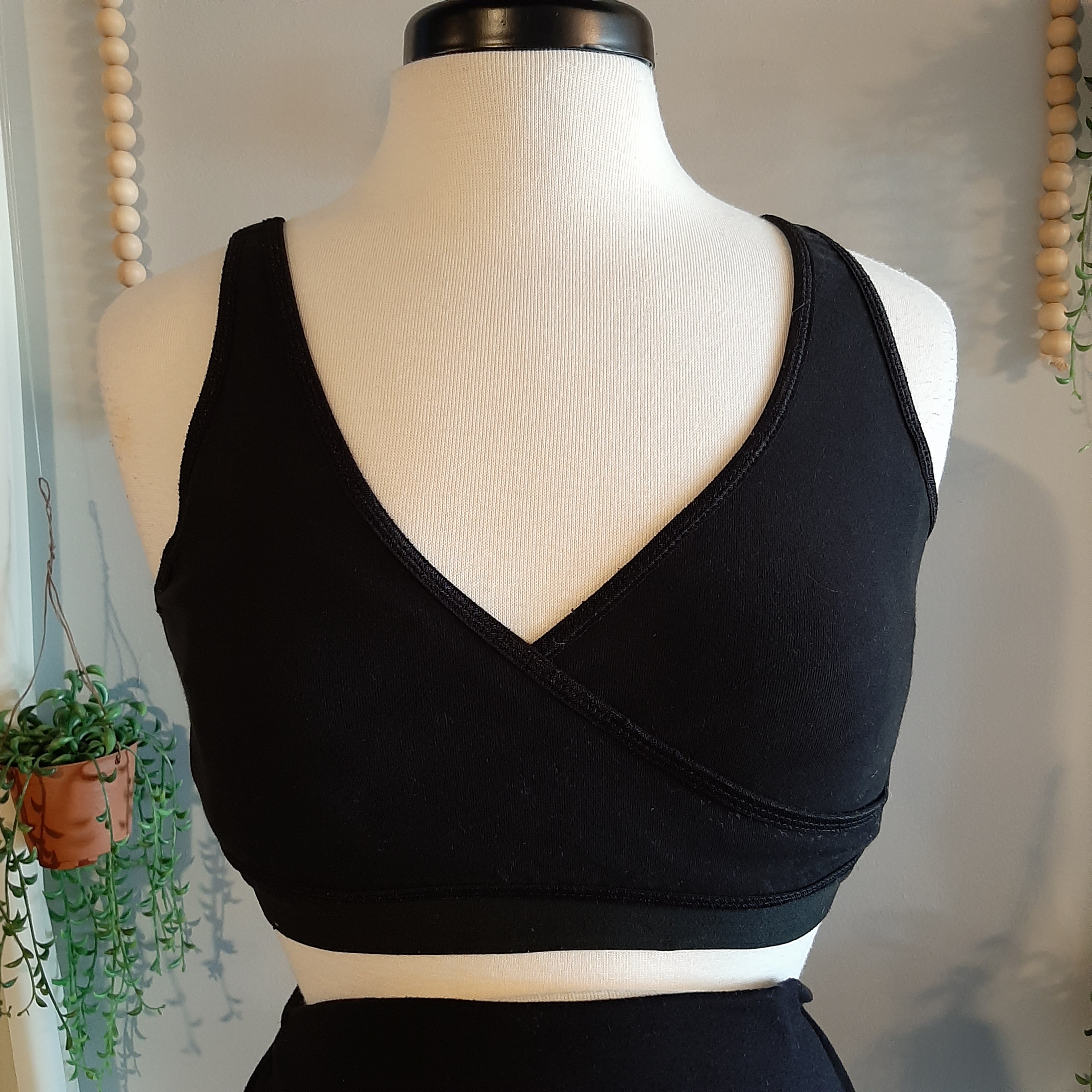 Criss cross lounging nursing bra Black Rosy Glow Maternity