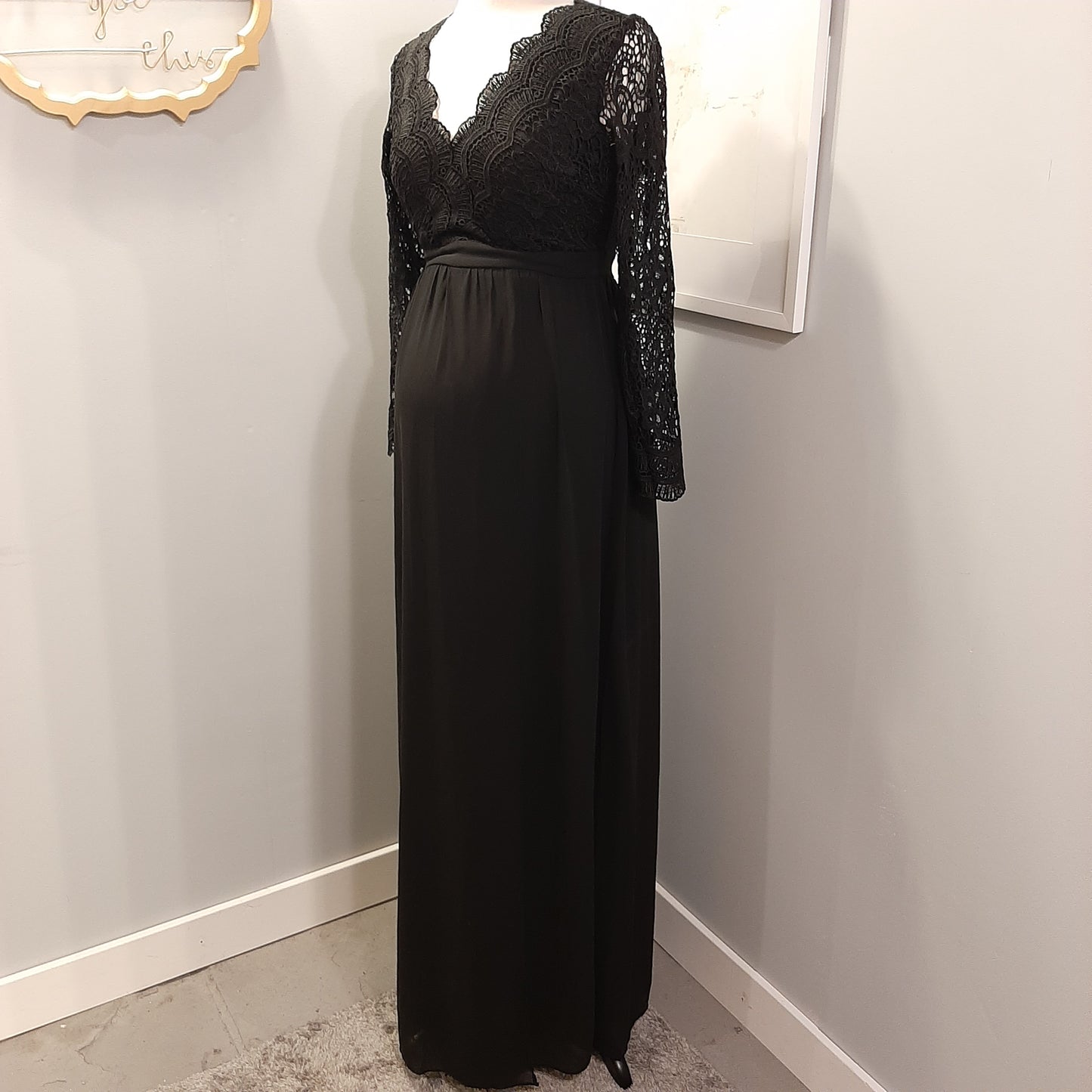 Bare Back Lace in Black
