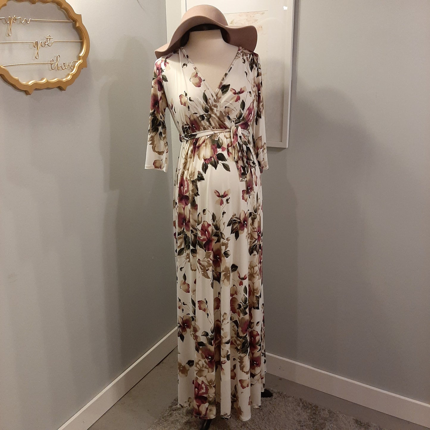 Mossy Blush Blooms in Ivory