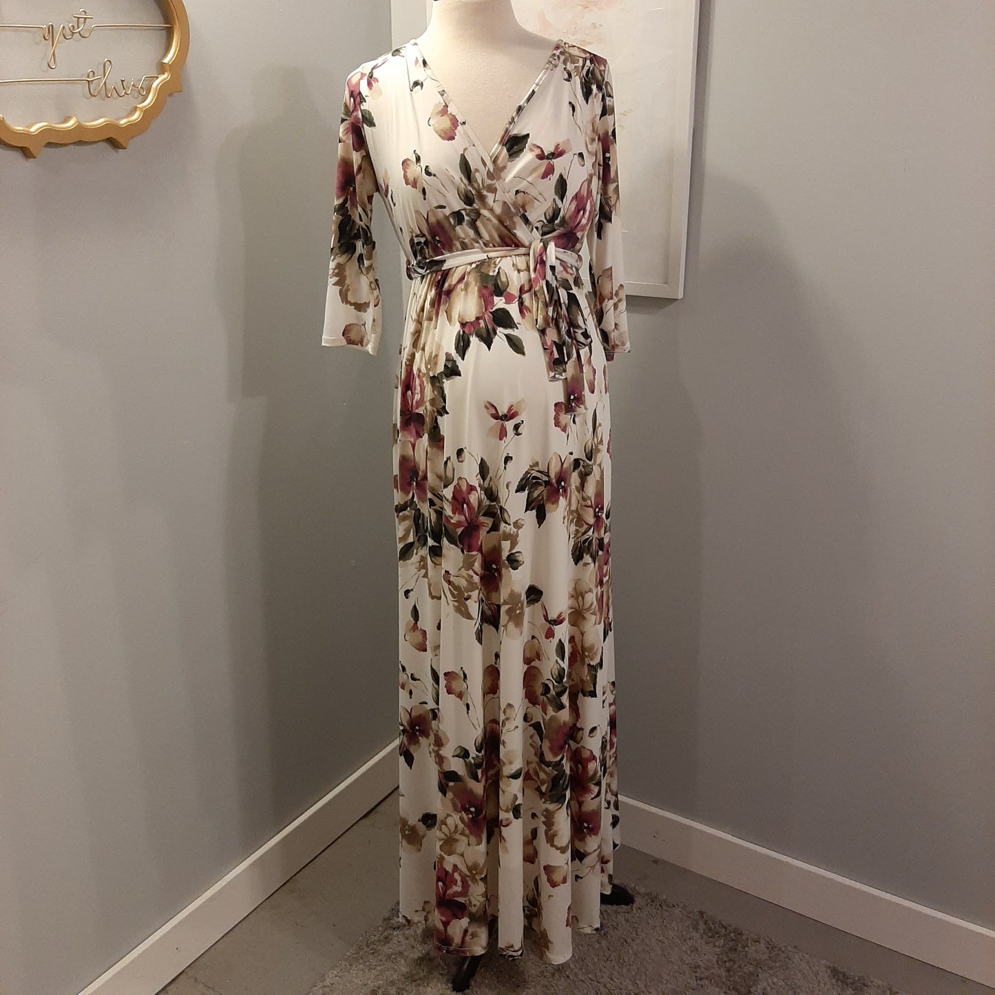 Mossy Blush Blooms in Ivory