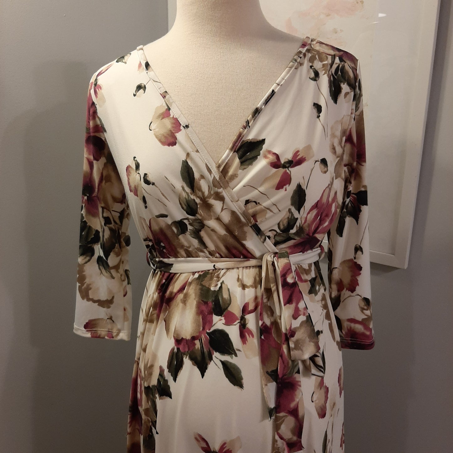 Mossy Blush Blooms in Ivory