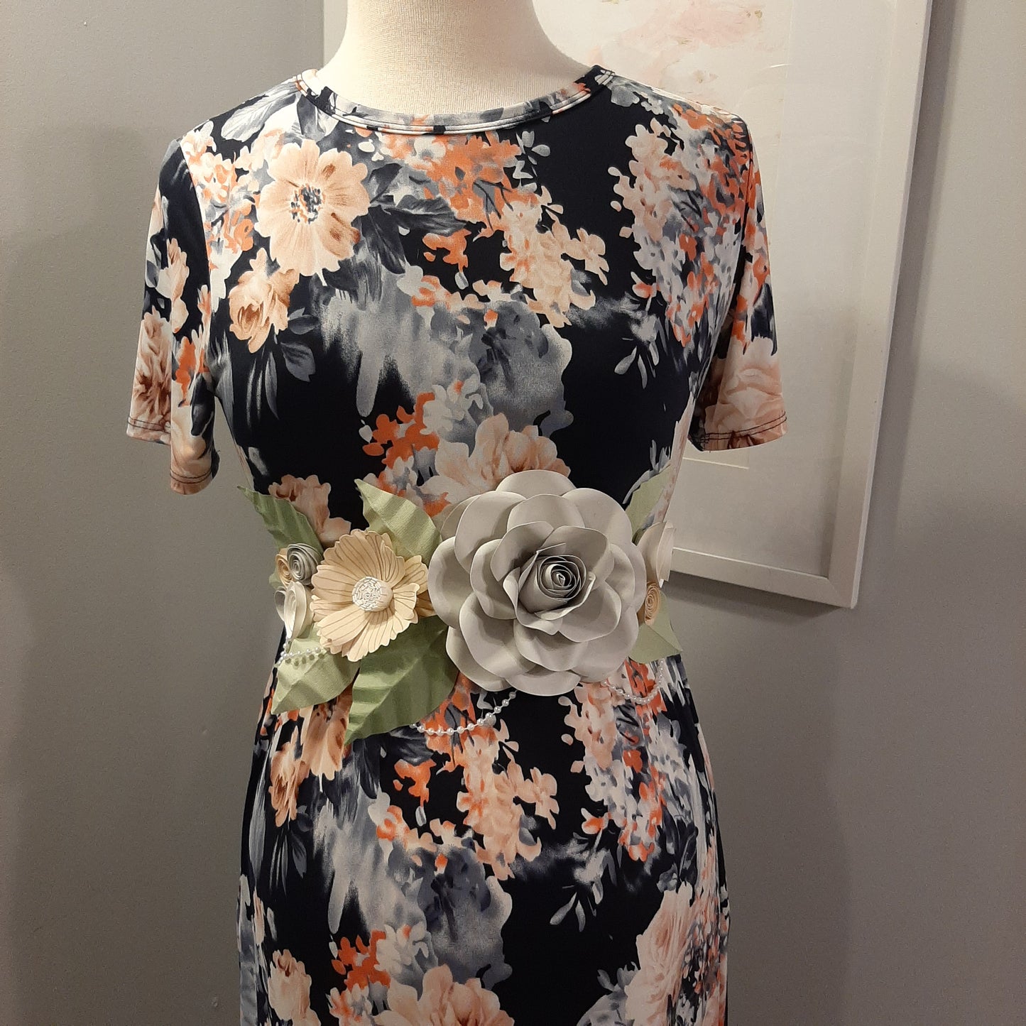 Bright Blooms in Navy v2