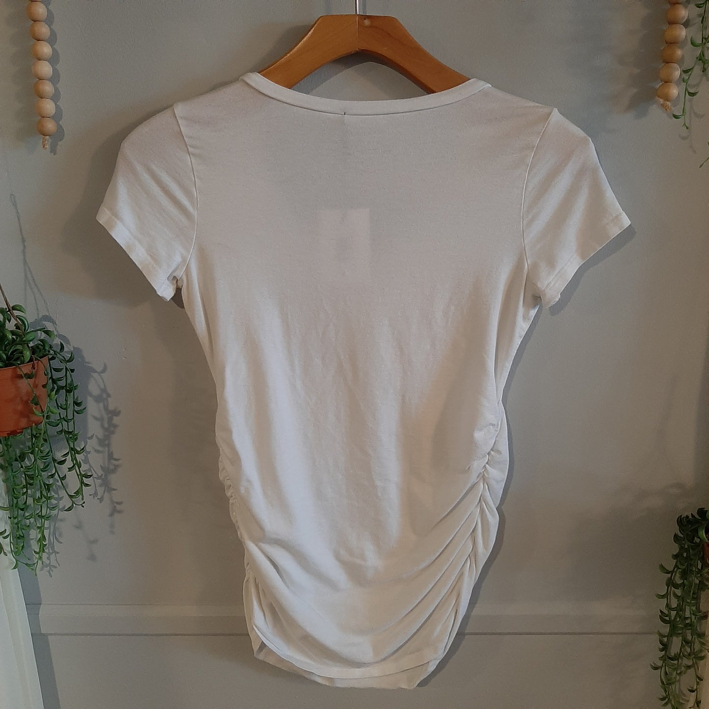 Essential fitted v-neck SS tee, Multi