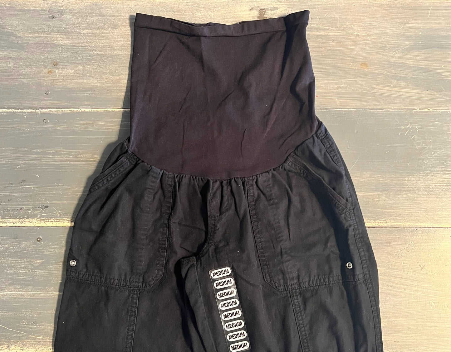 Full panel 28" capris cargo pants, Multi