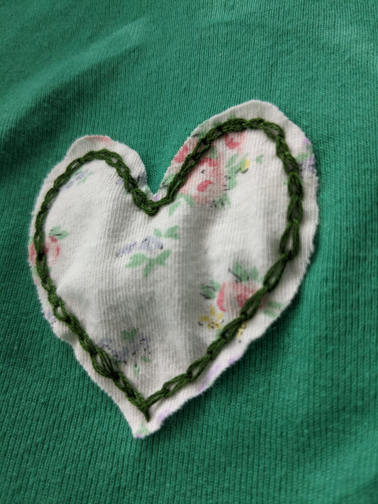Heart embroidered essential SS tee, Jade