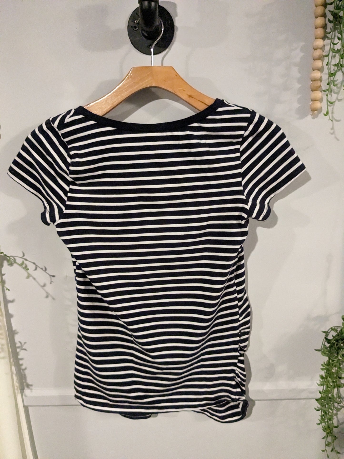 Essential fitted v-neck SS tee, Multi