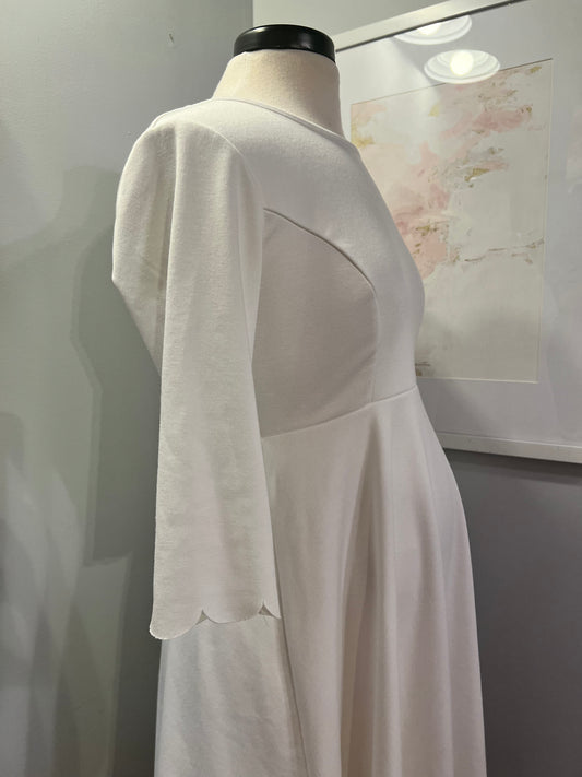 Scalloped Mini in Bright White