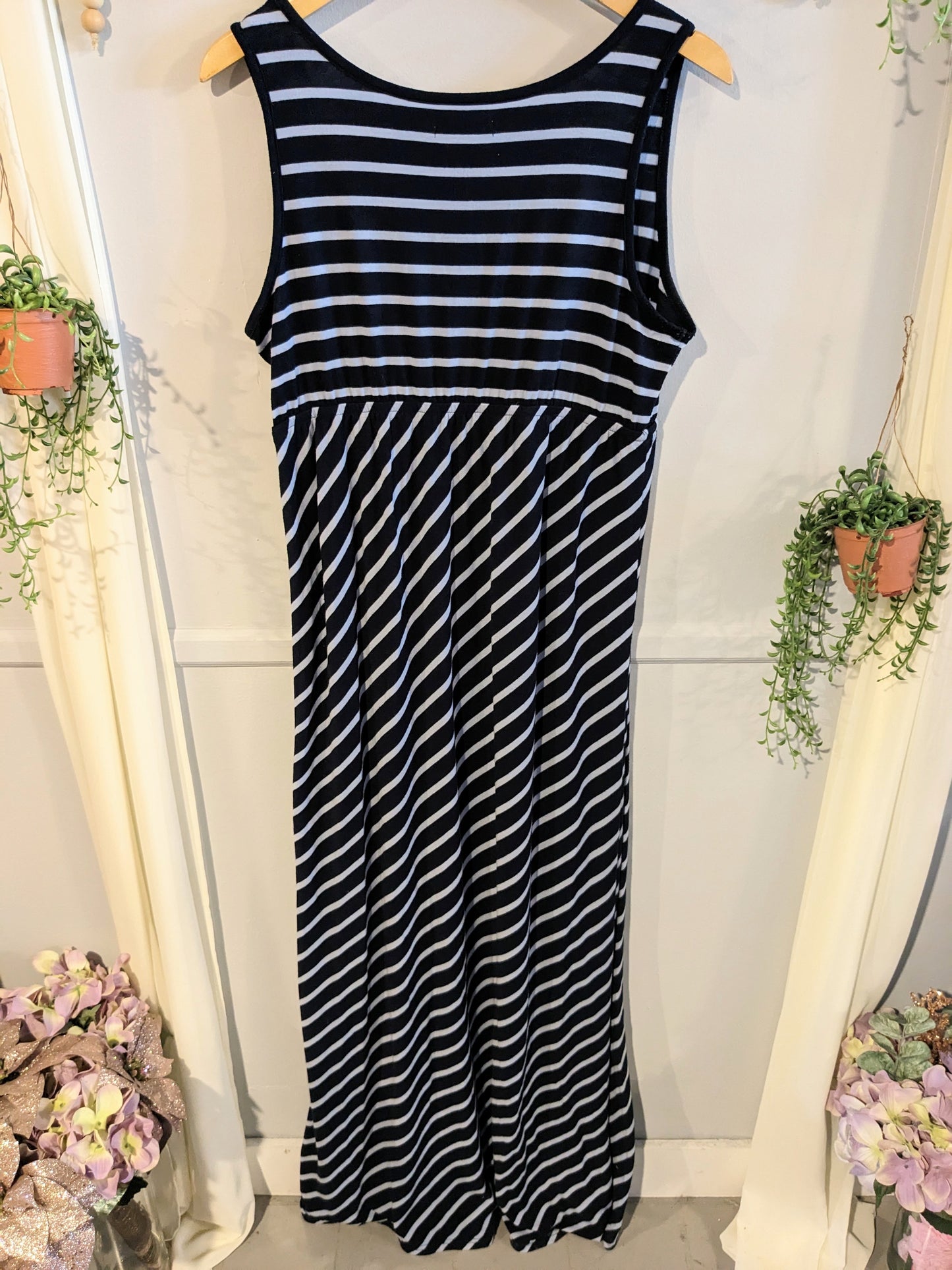 Classic cinched waist maxi tank dress, Black