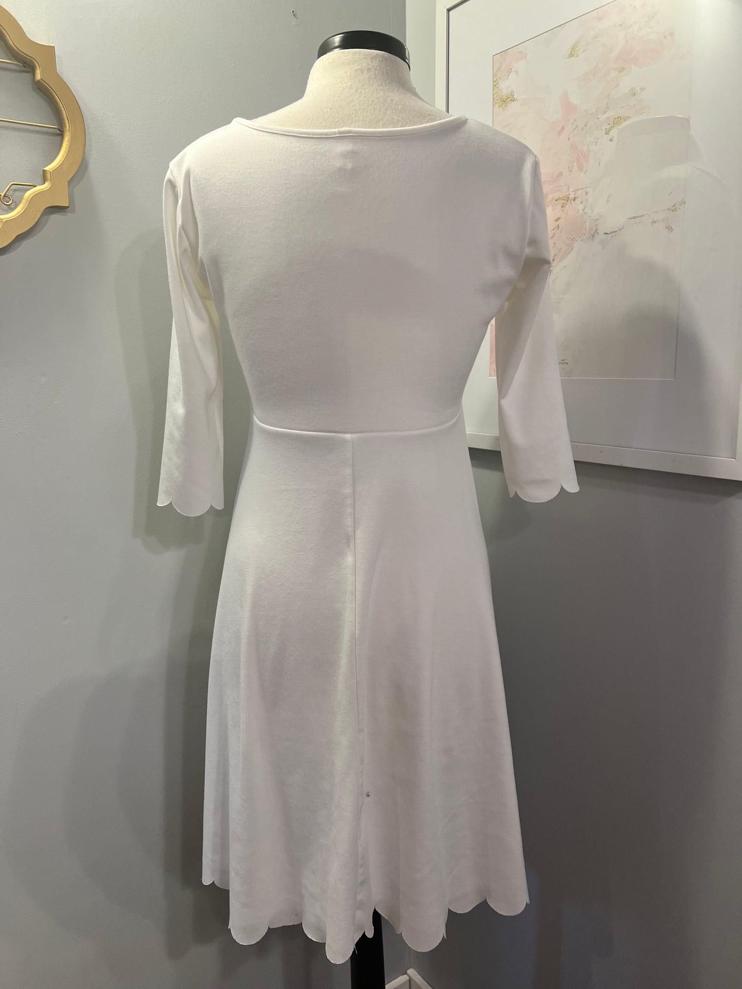 Scalloped Mini in Bright White