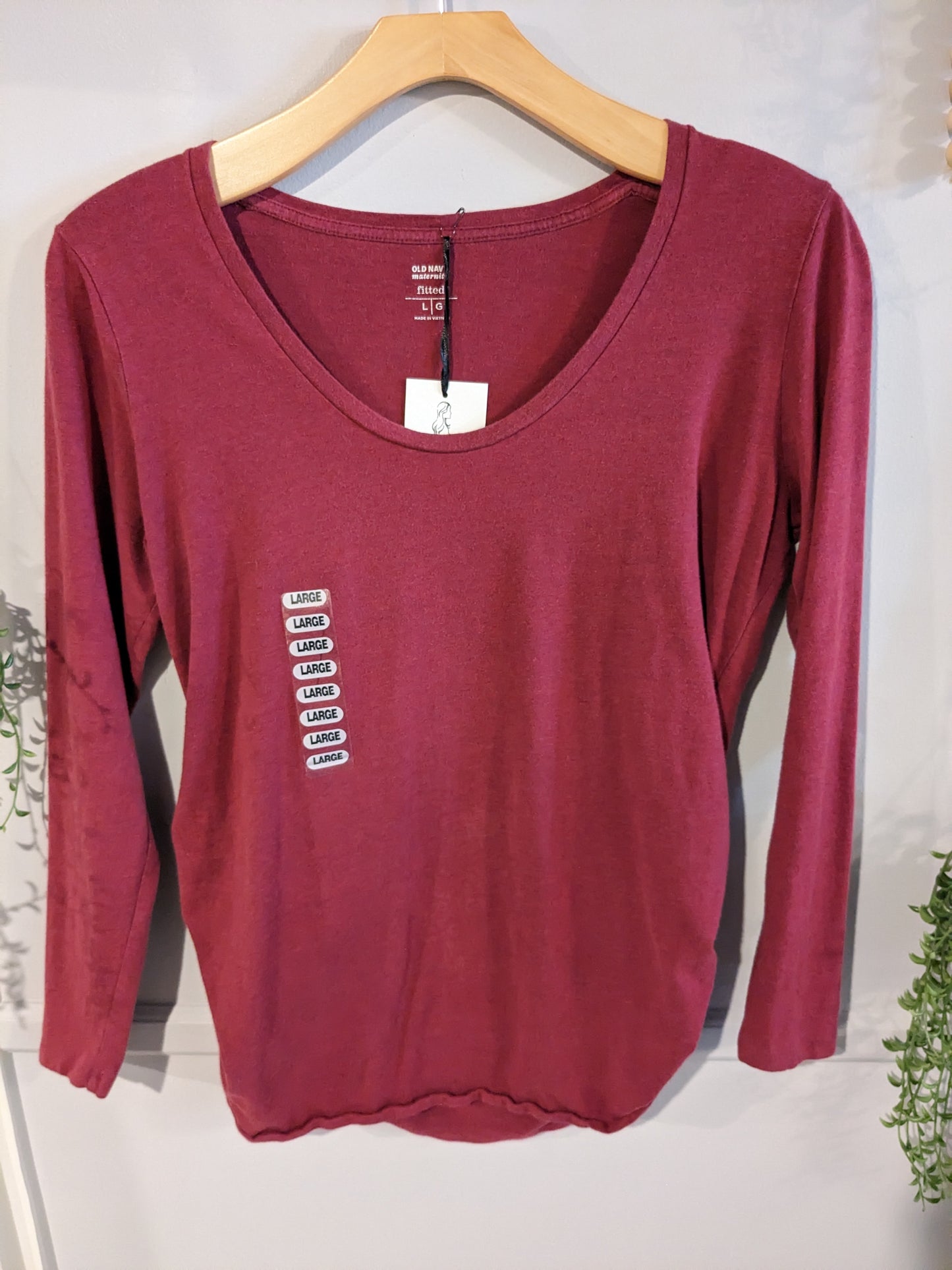 Essential scoop neck fitted LS tee, Multi