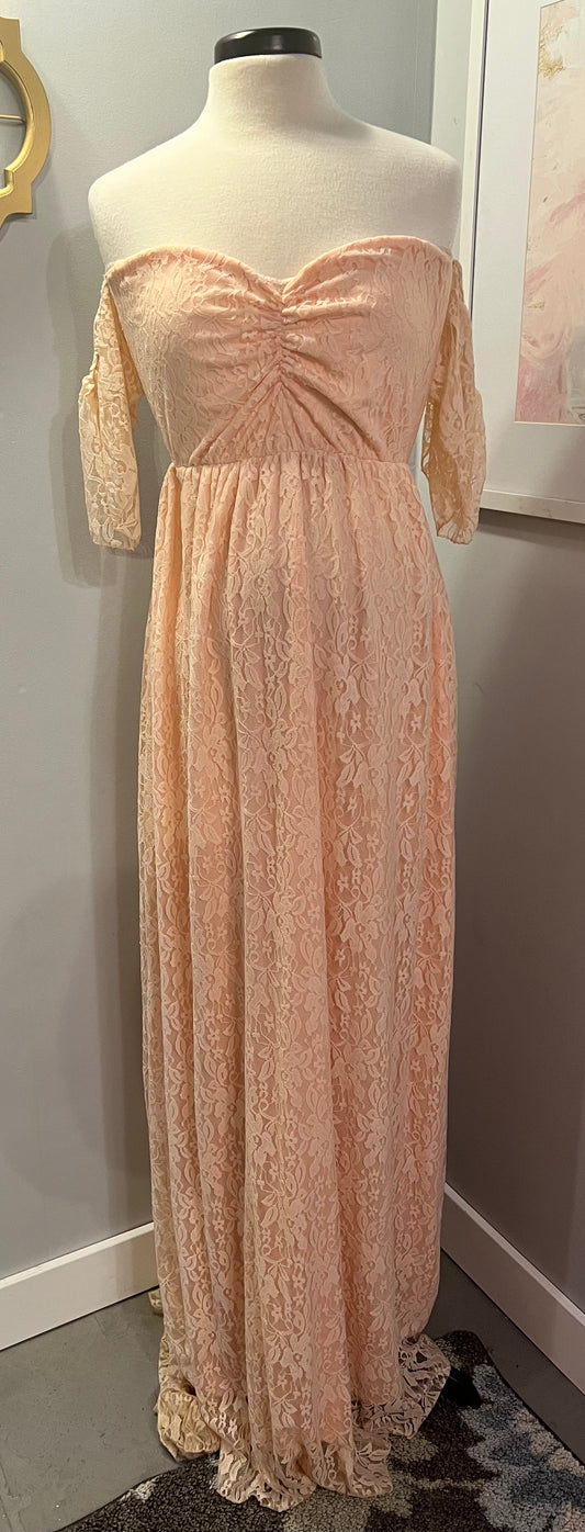 Lovely in Peach Lace