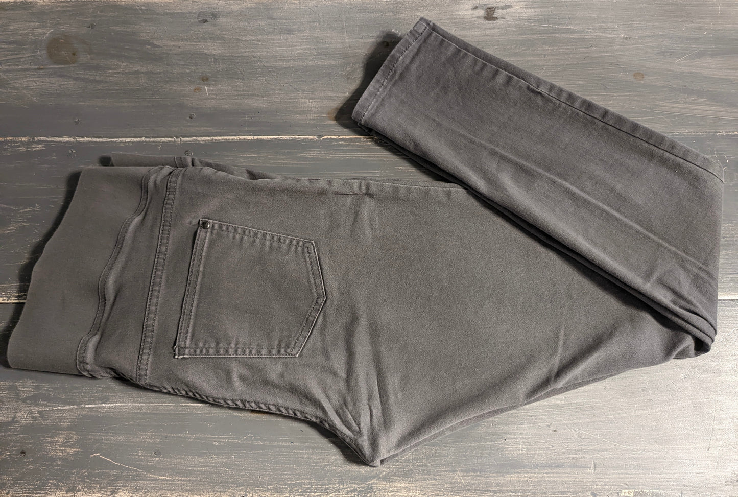 Under-belly panel 29" skinny jeans, Grey wash