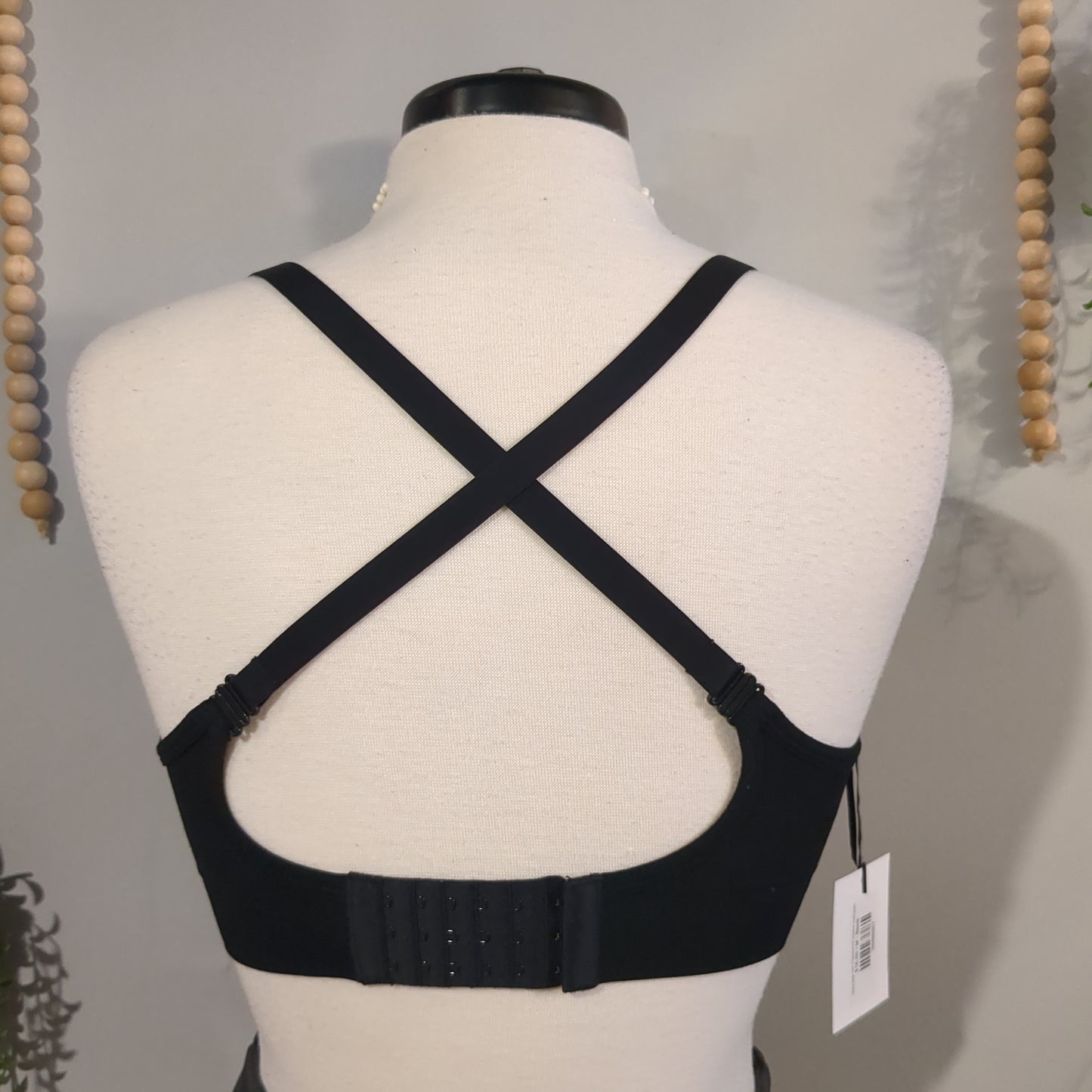 Clasp strap rear X lightly lined stretchy nursing bra, Black