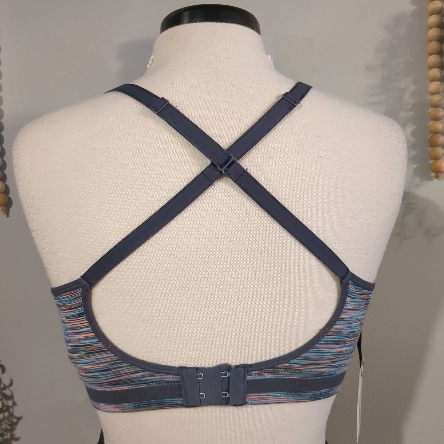 Clasp strap rear X lightly lined stretchy nursing bra, Grey rainbow