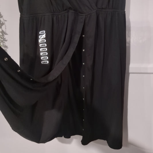 Double snap closure sleepwear & labor/birth gown, Black -NF