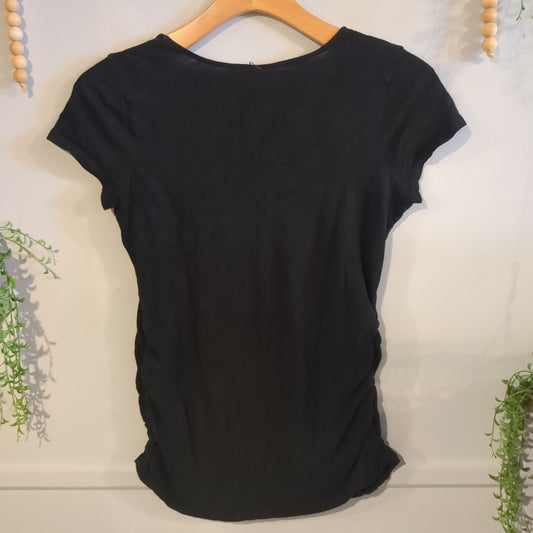 Vintage style relaxed fit v-neck SS tee, Black