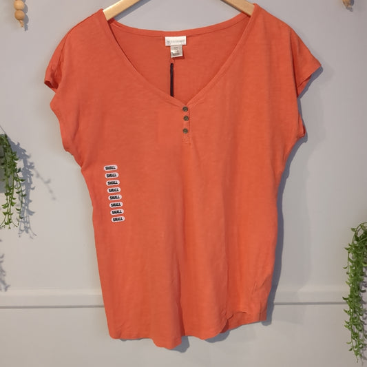 Henley style flowy SS tee, Salmon