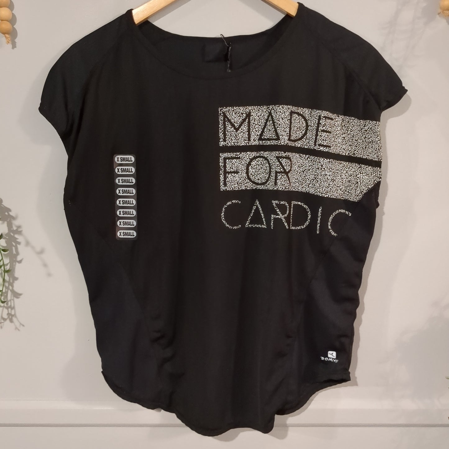 'Made for cardio' graphic rear mesh SS tee, Black