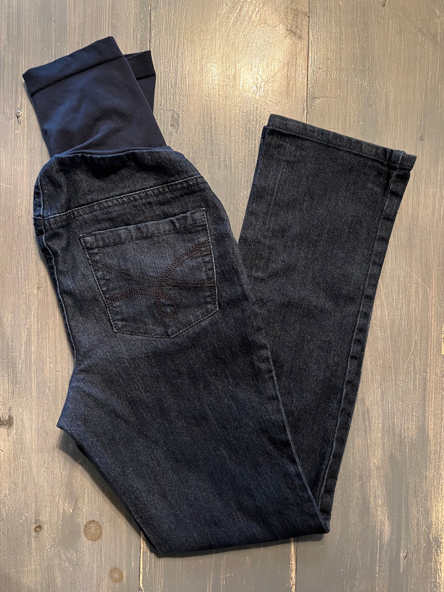 Full panel 28" straight leg jeans, Dark wash